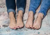 Capri vs Zara in Barefoot and Jeans