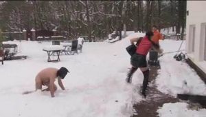 Nackt im Schnee