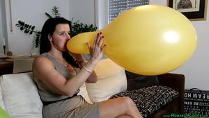 very huge Belbal 14" overinflation with a loud explosion [B2P]