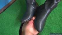 Daliah's overknee boots faceflattening