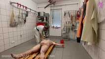 #Electrostunning for my fat #Slaughterboar #pigplay #roleplay #cockmilking #rubbergloves