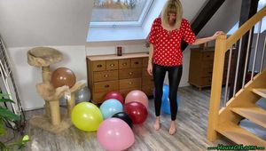 barefoot stomping 12x balloons