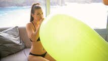 1423 Bikini Balloon Delights