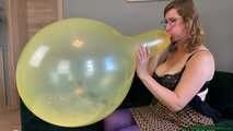 sexy Blow2Pop preinflated yellow P18 in bra