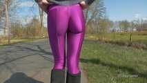 Purple leggings in April for butt lovers