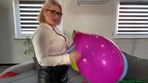 miss Tatjana pops your balloons while Blow2Pop a magenta TT17