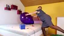 pump2pop five balloons and nail2pop purple Q24