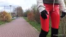 Red vinyl leggings and overknees, 2nd part