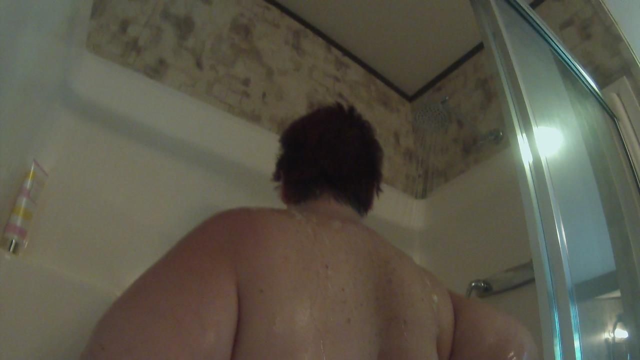 Bubble Busty Suds - Ms. Cheeky Clean - Intro