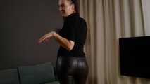 1496 Leather pants sitpops