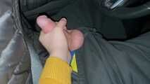 HANDJOB IM AUTO