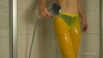 Showering with yellow Ciokick - ASMR