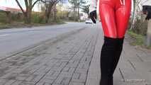 Red vinyl leggings and overknees, 2nd part