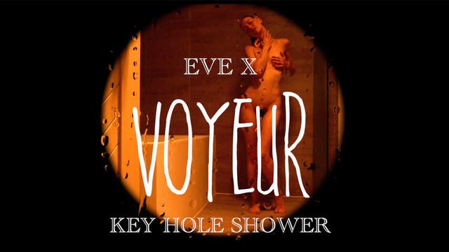 VOYEUR | Key Hole Shower