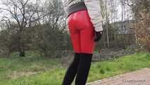 Red vinyl leggings and overknees, 2nd part