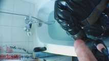 Hot rubber in the bathtub 3
