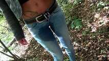 Outdoor piss in the jeans