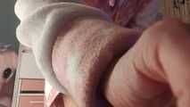 Video: taking off my pink diaper and showing you how soaked it is