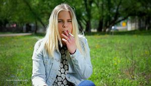18 y.o. blonde Nastya is talking while smoking 120mm Saratoga