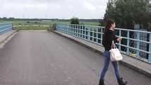 078096 Rachel Pees Off The Motorway Bridge