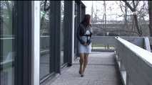 064015 Kima Takes A Naughty Pee On The Office Balcony