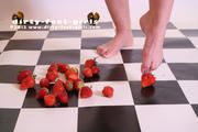 strawberry crushing