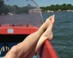 barefoot boat trip