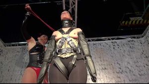 Live from VENUS in Berlin - Yvette Costeau meets the Bondage Mistress !