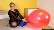 pregnant pump2pop eight balloons