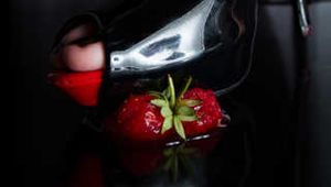 Photoshooting Strawberries Crushing