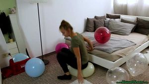 sitpopping 14inch balloons in black leggings