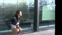 064015 Kima Takes A Naughty Pee On The Office Balcony